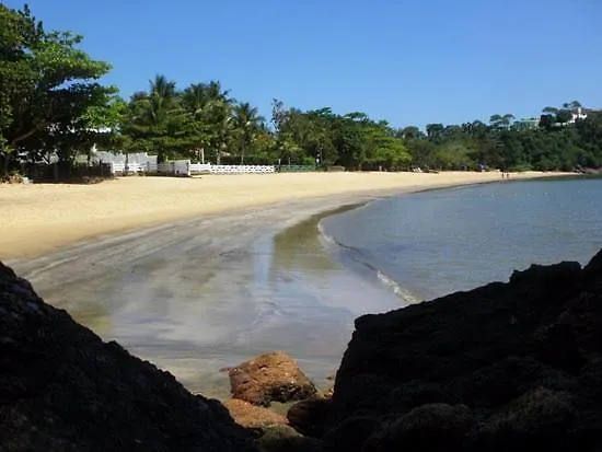 Duplex cobertura na praia em condomínio familiar